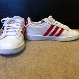 Adidas neo sneakers w/red stripes: size 8.5